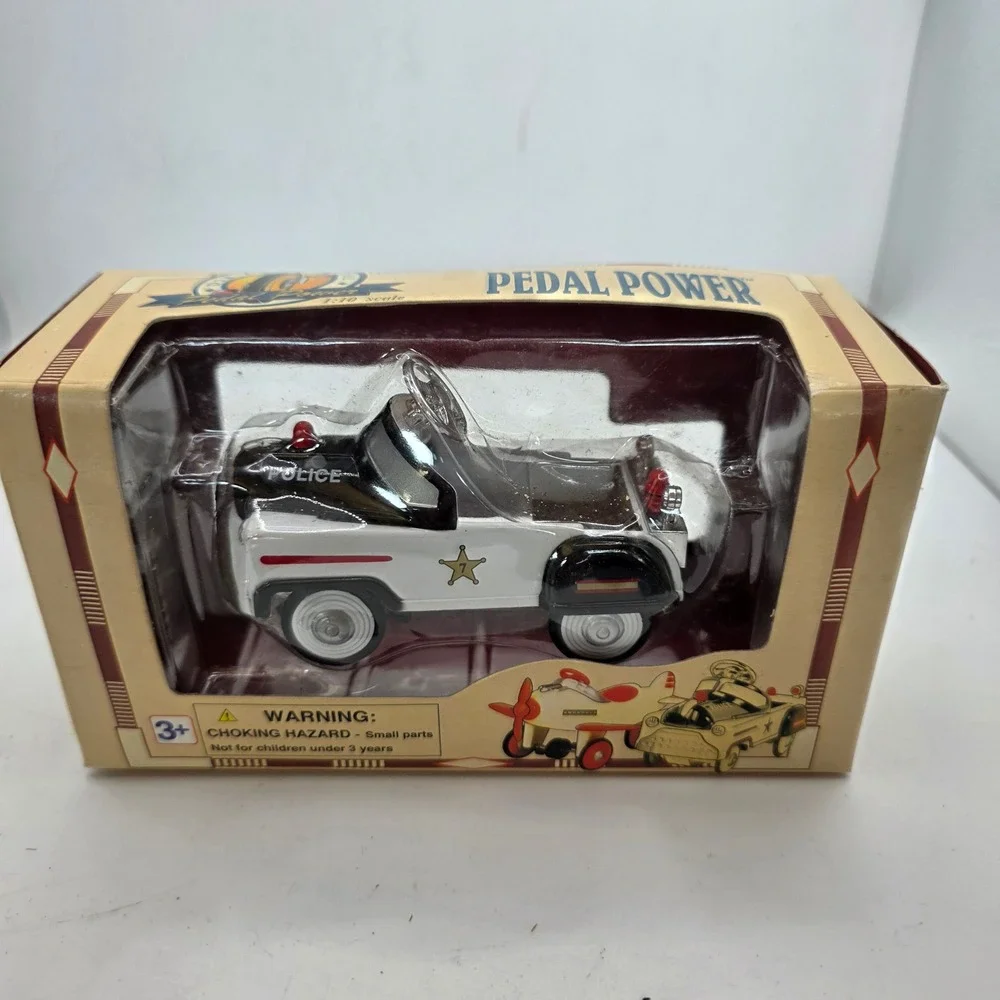 Golden Wheel Pedal Power Police Pedal Car 1:10 Diecast Model #43401 Boxed